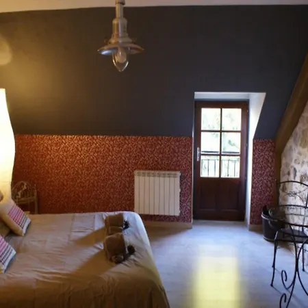 Chambres D'hotes Domaine Les Escargots Bed & Breakfast
